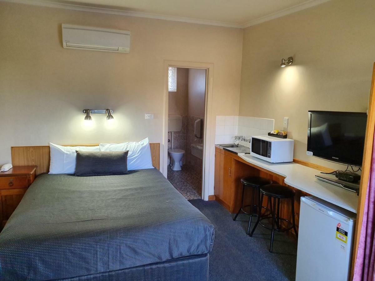 Tower Motor Inn Mount Gambier Exteriör bild